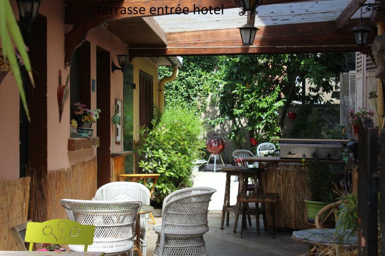 Hôtel le Dervois Montier-en-Der Buitenkant foto