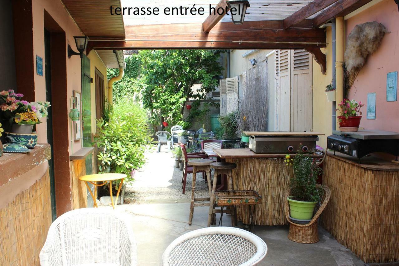 Hôtel le Dervois Montier-en-Der Buitenkant foto